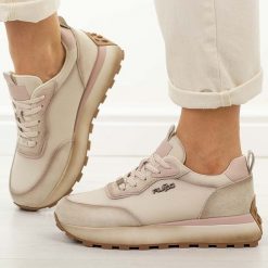 Beżowe be skórzane półbuty damskie Filippo Dp7754/26. Brązowe obuwie sportowe damskie Filippo, na jesień, bez wzorów, z jeansu, z okrągłym noskiem, bez zapięcia. Za 249.00 zł.