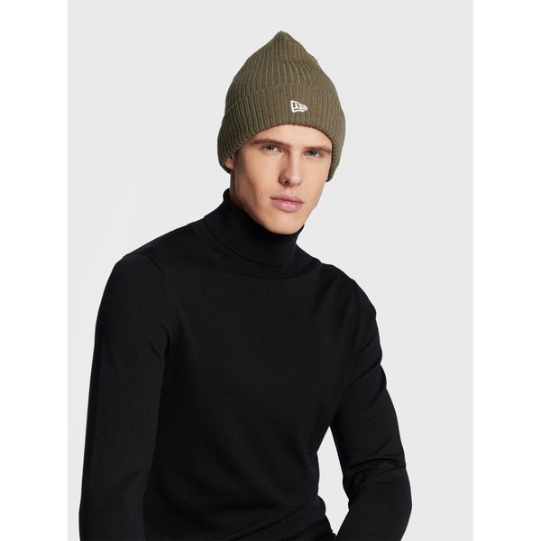 Czapka New Era. Zielone czapki męskie New Era, na zimę, bez wzorów. Za 99.99 zł.