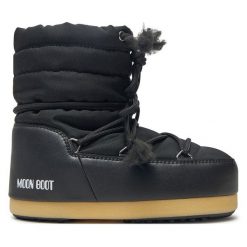 Śniegowce Moon Boot. Czarne śniegowce damskie Moon Boot, z nylonu, bez zapięcia. Za 599.99 zł.