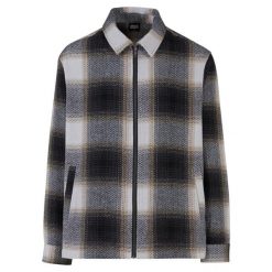 Koszula Urban Classics. Białe koszule męskie Urban Classics, m, bez wzorów, bez kołnierzyka, bez ramiączek. Za 275.00 zł.