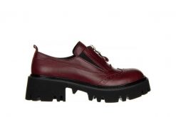 Półbuty Bayla-161 054 2894 750 Bordo 161385, Skóra naturalna - 41. Czerwone półbuty damskie Bayla, bez wzorów, z gumy, bez obcasa, na platformie, bez zapięcia. W wyprzedaży za 269.10 zł.