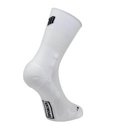 MARATHON WHITE - SKARPETKI DO BIEGANIA. Białe skarpetki damskie SPORCKS, bez wzorów, z materiału. Za 160.00 zł.