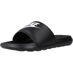 Klapki damskie Nike Victori One Slide. Czarne klapki damskie Nike, bez wzorów, z materiału, sportowe, bez obcasa, bez zapięcia. Za 252.00 zł.