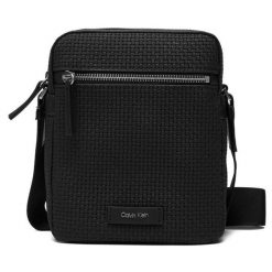 Saszetka Calvin Klein. Czarne saszetki i nerki męskie Calvin Klein, bez wzorów. Za 369.99 zł.