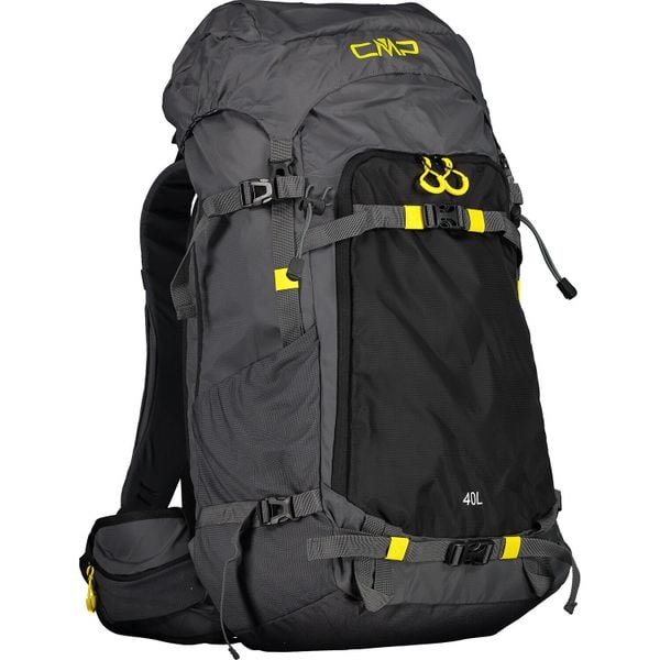 Plecak CMP Freewind 40 L. Czarne plecaki męskie CMP, bez wzorów, z materiału. Za 354.00 zł.