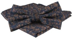 Mucha Męska z Poszetką w Zestawie - Alties - Granat i Brąz, Motyw Kwiatowy. Niebieskie krawaty i muchy Alties, bez wzorów, eleganckie. Za 65.00 zł.