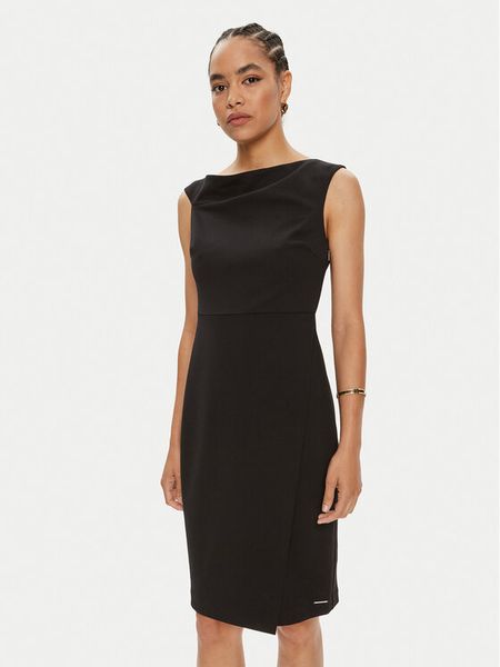 Calvin Klein Sukienka koktajlowa K20K207180 Czarny Slim Fit. Czarne sukienki damskie Calvin Klein, bez wzorów, z syntetyku, wizytowe, bez kołnierzyka, bez ramiączek. Za 409.99 zł.