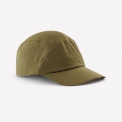 Czapka turystyczna z daszkiem Hike 500. Brązowe czapki damskie FORCLAZ, bez wzorów, z elastanu, sportowe. Za 39.99 zł.