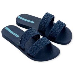 Klapki basenowe damskie Ipanema Renda II. Niebieskie klapki damskie Ipanema, na lato, bez wzorów, z jeansu, eleganckie, bez obcasa, bez zapięcia. Za 86.24 zł.