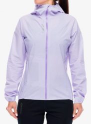 Kurtka damska do biegania Inov-8 Stormshell V2. Fioletowe kurtki sportowe damskie Inov-8, m, bez wzorów, z materiału, bez ramiączek, bez kaptura, do biegania. Za 846.99 zł.