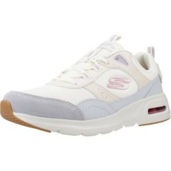 Tenisówki Skechers Model Skech-air Court Kolor Biały. Białe trampki i tenisówki damskie Skechers, bez wzorów, bez zapięcia. W wyprzedaży za 309.40 zł.
