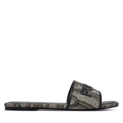 Klapki Furla. Czarne klapki damskie Furla, bez wzorów, bez obcasa, bez zapięcia. Za 869.99 zł.
