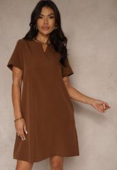 Brązowa Trapezowa Sukienka Mini z Krótkim Rękawem i Kieszeniami Vrea. Brązowe sukienki damskie Renee, na spotkanie biznesowe, l, bez wzorów, eleganckie, bez kołnierzyka, bez ramiączek, mini, trapezowe. Za 69.99 zł.