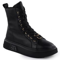 Skórzane botki na platformie z misiem czarne Cambell 25-19349. Czarne botki damskie Cambell, bez wzorów, ze skóry, bez obcasa, na platformie, bez zapięcia. Za 135.99 zł.