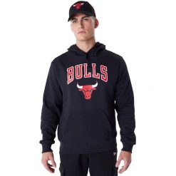 Bluza z kapturem New Era Chicago Bulls, Mężczyźni. Czarne bluzy męskie New Era, l, bez wzorów, z bawełny, z kapturem. Za 390.00 zł.