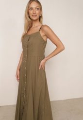Zielona Sukienka z Wiskozą Lnem i Koralikami na Ramiączkach Coranella. Zielone sukienki damskie Born2be, na co dzień, l, z aplikacjami, ze lnu, eleganckie, bez kołnierzyka, bez ramiączek, maxi, proste. Za 169.99 zł.