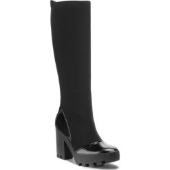 Kozaki CALVIN KLEIN JEANS - Shania RE9764 Black. Czarne kozaki damskie Calvin Klein Jeans, bez wzorów, z jeansu, bez obcasa, bez zapięcia. W wyprzedaży za 419.00 zł.