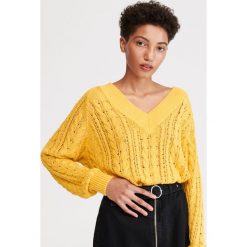 Sweter z warkoczowym splotem - Żółty. Żółte swetry nierozpinane damskie Reserved, l, bez wzorów, bez kołnierzyka, bez ramiączek. Za 89.99 zł.