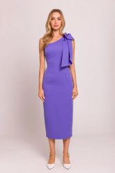 Elegancka sukienka ołówkowa na jedno ramię z kokardą fiolet. Sukienki damskie MOE, na imprezę, l, bez wzorów, z elastanu, eleganckie, z asymetrycznym kołnierzem, bez ramiączek, midi, asymetryczne. Za 389.00 zł.