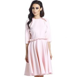 Sukienka z falbankami l291. Niebieskie sukienki damskie Lemoniade, do pracy, l, bez wzorów, biznesowe, bez kołnierzyka, bez ramiączek. W wyprzedaży za 129.00 zł.
