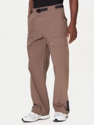 Adidas Spodnie materiałowe Premium Essentials Archive Utility JW1082 Brązowy Loose Fit. Brązowe spodnie materiałowe męskie Adidas, bez wzorów, z materiału. Za 309.99 zł.