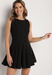 Czarna Rozkloszowana Sukienka Ozdobiona Przeszyciami Evinini. Czarne sukienki damskie Born2be, m, bez wzorów, eleganckie, bez kołnierzyka, bez ramiączek, mini, rozkloszowane. Za 69.99 zł.