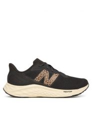 New Balance Buty do biegania Fresh Foam Arishi V4 Czarny. Czarne obuwie sportowe damskie New Balance, bez wzorów, z materiału, bez zapięcia, do biegania. Za 386.99 zł.