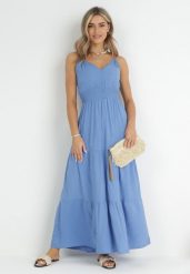 Niebieska Sukienka Euneope. Niebieskie sukienki damskie Born2be, m, z aplikacjami, z tkaniny, wakacyjne, bez kołnierzyka, bez ramiączek, maxi. Za 29.99 zł.