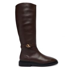 Kozaki Calvin Klein. Brązowe kozaki damskie Calvin Klein, bez wzorów, bez obcasa, na płaskiej podeszwie, bez zapięcia. Za 849.99 zł.