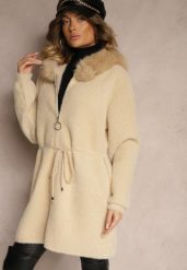 Beżowy Długi Płaszcz ze Ściągaczem w Pasie Zdobiony Futrem Delithriel. Brązowe płaszcze damskie Renee, l, z aplikacjami, z futra, eleganckie, bez kołnierzyka, z kapturem. Za 229.99 zł.