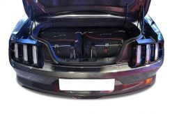 Torby Do Bagażnika Ford Mustang Cabrio 2014-2023 4Szt Kjust. Czarne torby podróżne damskie KJUST, bez wzorów, z kauczuku. Za 989.00 zł.