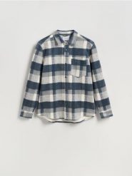 Koszula z imitacji zamszu regular fit - wielobarwny. Koszule męskie Reserved, l, bez wzorów, bez kołnierzyka, bez ramiączek. Za 139.99 zł.