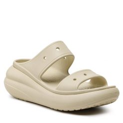 Klapki Crocs. Brązowe klapki damskie Crocs, bez wzorów, bez obcasa, bez zapięcia. Za 239.99 zł.