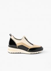 Sneakersy marki Marco Tozzi z zamkiem błyskawicznym. Czarne obuwie sportowe damskie bonprix, bez wzorów, bez zapięcia. Za 249.99 zł.
