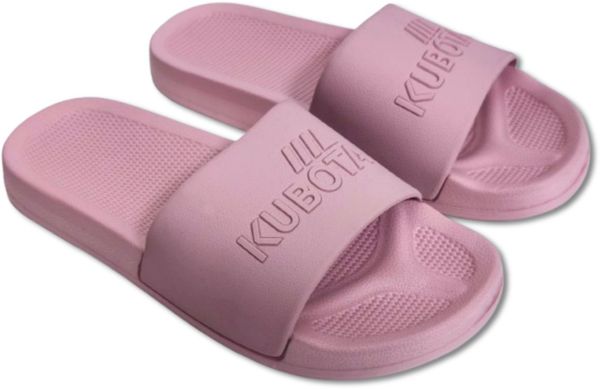 Kubota Basenowe klapki - Rozmiar 38 - Różowe. Czerwone klapki męskie Kubota, bez wzorów, bez zapięcia. Za 65.00 zł.