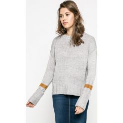 Noisy May - Sweter Canon. Szare swetry nierozpinane damskie Noisy May, l, bez wzorów, z dzianiny, bez kołnierzyka, bez ramiączek. W wyprzedaży za 49.90 zł.