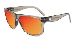 Okulary przeciwsłoneczne dla dorosłych - kategoria 3 z polaryzacją - Clear Grey. Szare okulary przeciwsłoneczne damskie KNOCKAROUND. Za 187.00 zł.