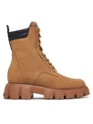 LOVE MOSCHINO Trzewiki JA24205G0PIP0200 Brązowy jasny. Brązowe botki damskie Love Moschino, bez wzorów, z nubiku, bez obcasa, na płaskiej podeszwie, bez zapięcia. Za 1,299.00 zł.