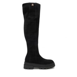Muszkieterki Tommy Hilfiger. Czarne kozaki damskie Tommy Hilfiger, bez wzorów, bez obcasa, na płaskiej podeszwie, bez zapięcia. Za 689.99 zł.
