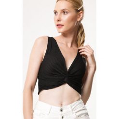 Czarny Top Nation. Czarne topy damskie Born2be, l, bez wzorów, z dzianiny, bez kołnierzyka, bez ramiączek. Za 34.99 zł.