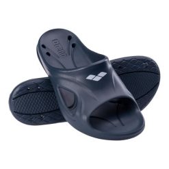 Klapki na basen Arena Hydrosoft II Hook edycja limitowana. Niebieskie klapki damskie ARENA, bez wzorów, sportowe, bez obcasa, bez zapięcia. Za 89.99 zł.