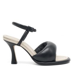 Sandały GINO ROSSI. Czarne sandały damskie Gino Rossi, bez wzorów, bez obcasa, na szpilce, bez zapięcia. Za 399.99 zł.