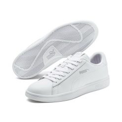 Buty sportowe Puma Smash V2 L. Białe buty sportowe męskie Puma, bez wzorów, z materiału, bez zapięcia. W wyprzedaży za 190.00 zł.