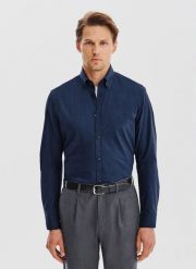 PAKO LORENTE – Granatowa koszula melanż. Koszule męskie Pako Lorente, s, bez wzorów, z bawełny, bez kołnierzyka, bez ramiączek. Za 199.99 zł.