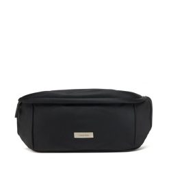 Saszetka nerka Calvin Klein. Czarne saszetki i nerki męskie Calvin Klein, bez wzorów. Za 249.99 zł.