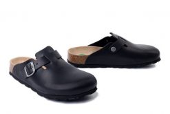 DR. BRINKMANN 600178-01 schwarz, klapki damskie. Czarne klapki damskie Dr. Brinkmann, bez wzorów, ze skóry, bez obcasa, bez zapięcia. Za 280.42 zł.