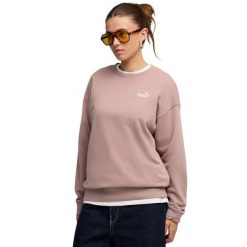 Bluza damska Puma ESS Small No.11 Logo Relaxed Crew. Czerwone bluzy damskie Puma, bez wzorów, z bawełny, bez ramiączek, bez kaptura. Za 147.99 zł.