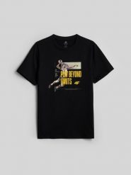 4F T-shirt regular z nadrukiem męski - czarny S. Czarne t-shirty męskie 4F, m, bez wzorów, z bawełny, bez kołnierzyka, bez ramiączek. Za 79.99 zł.