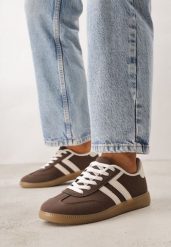 Brązowe Sneakersy w Stylu Kultowych Tenisówek Genenor. Brązowe obuwie sportowe damskie Born2be, bez wzorów, z dresówki, bez zapięcia, tenisowe. Za 99.99 zł.