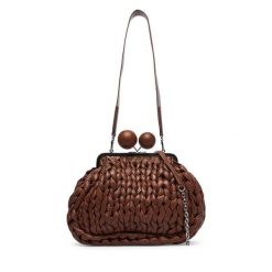 Torebka Weekend Max Mara. Brązowe torebki wizytowe damskie Weekend Max Mara, bez wzorów, bez dodatków. Za 2,629.00 zł.